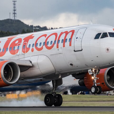 easyJet-G-EZAG-2017-06-15-2