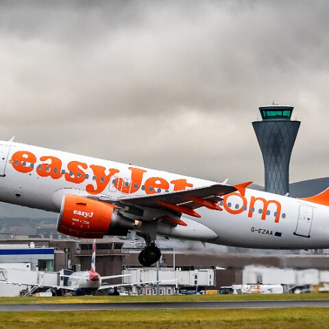 easyJet-G-EZAA-2019-11-02-2