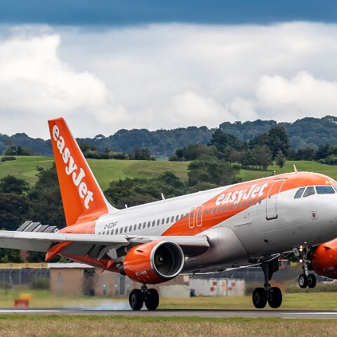 easyJet-G-EZAF-2019-08-05-2