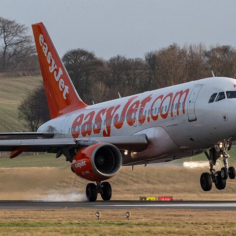 easyJet-G-EZAG-2019-01-07-1