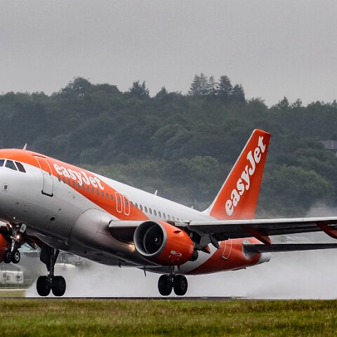 easyJet-G-EZAL-2019-06-24