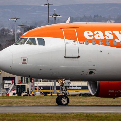easyJet-G-EZBW-2025-03-17-2