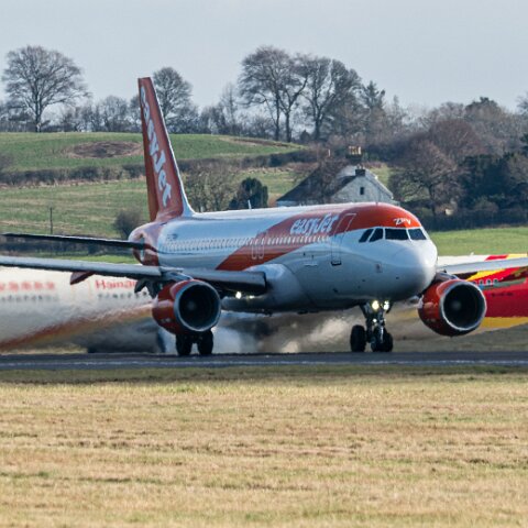 easy-Jet-G-EZPV-2026-03-06-1