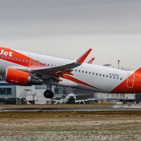 easyJet-G-EZPX-2026-01-09-9