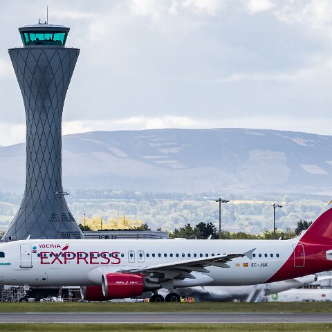 Iberia-Express-EC-JSK-2017-05-14