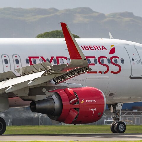 Iberia-Express-EC-LKH-2016-08-07-1