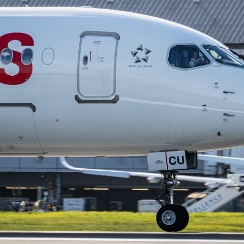 Swiss-HB-JCU-2026-04-16-2