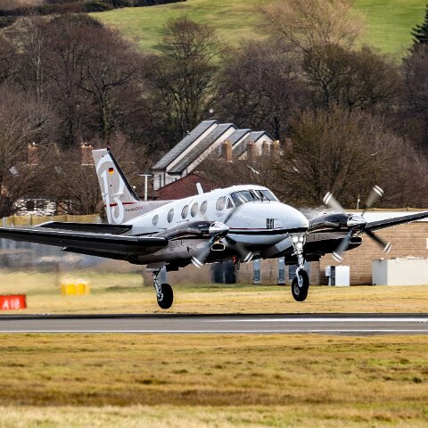 Beechcraft-D-IGCS-C90-GTx-King-Air-17