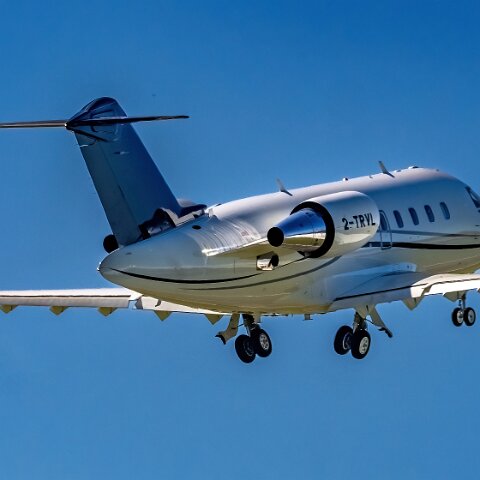 Bombardier-2-TRVL-Challenger-650-7