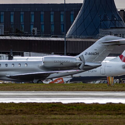 Cessna-2-MACH- Citation X-12