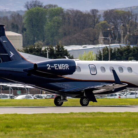 Embraer-2-EMBR-Phenom-300-13