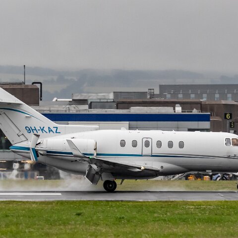 Hawker-9H-KAZ-900XP-10