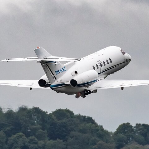 Hawker-9H-KAZ-900XP-4