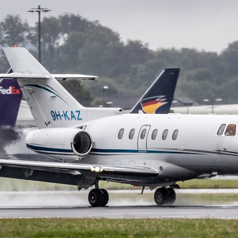 Hawker-9H-KAZ-900XP-8