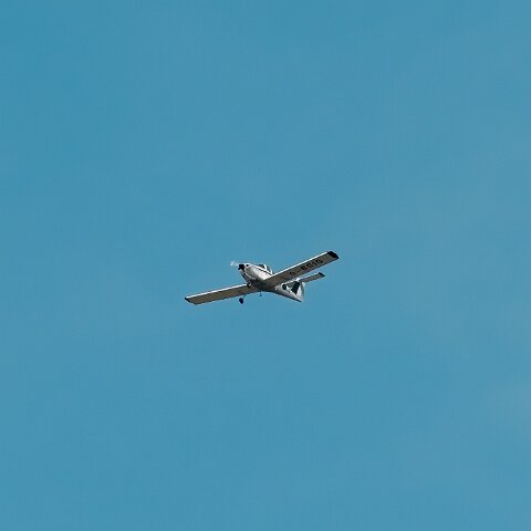 Piper-G-BGIG-PA-38-112-Tomahawk-1