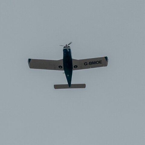 Piper-G-BMOE-PA-28R-200-2-1