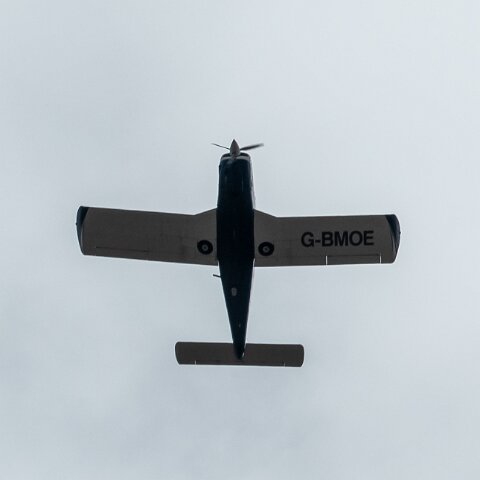 Piper-G-BMOE-PA-28R-200-2-3