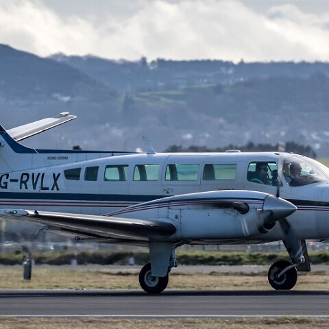 Reims-G-RVLX-Cessna-F406-4