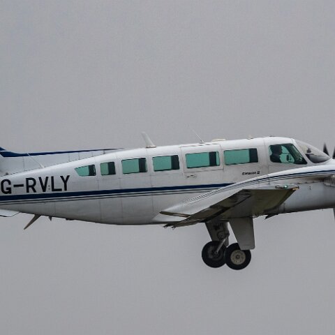 Reims-G-RVLY-Cessna-F406-4