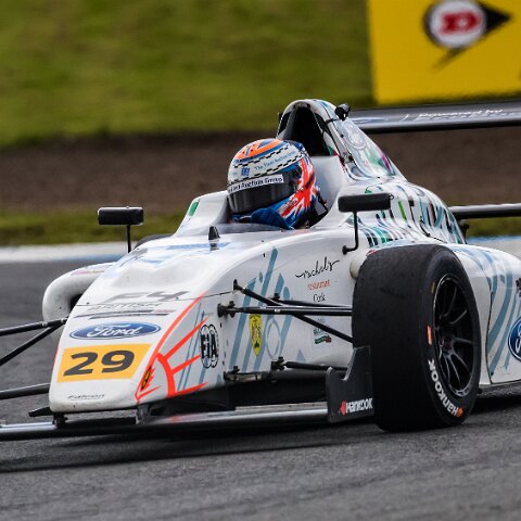 Knockhill-Race-Circuit-F4-2017-08-12-10