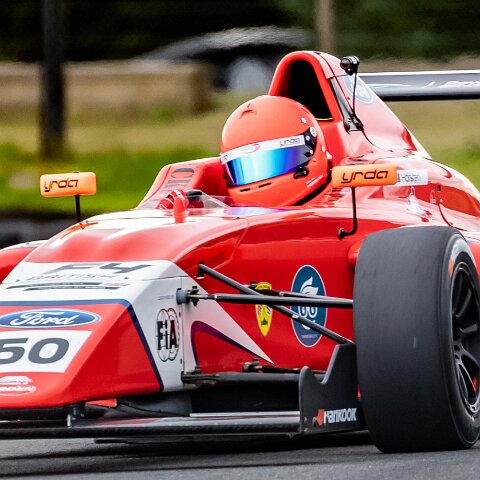Knockhill-Race-Circuit-F4-2019-F4-12