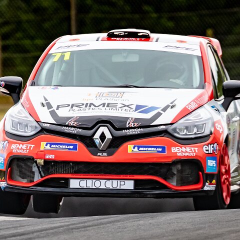 Renault-Clio-2019-18