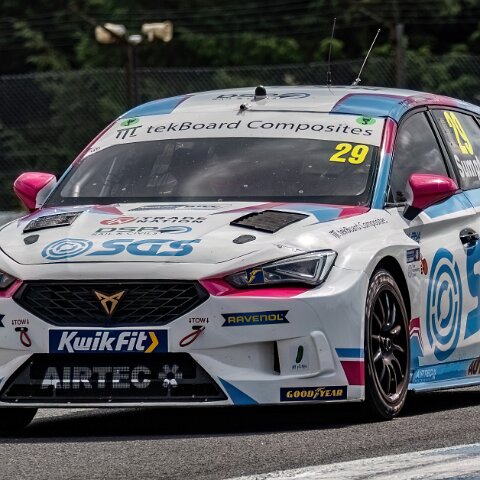 Kwik-Fit-British-Touring-Car-Championship-8