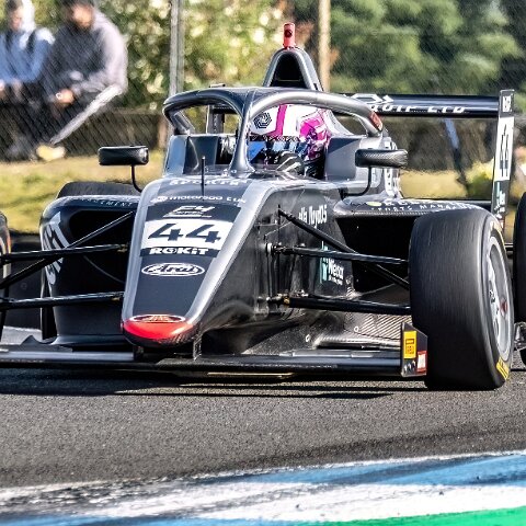 ROKiT-F4-British-Championship-7