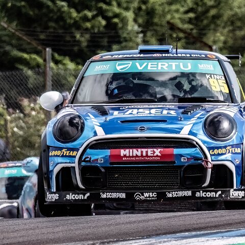 The-Vertu-Motors-MINI-CHALLENGE-17