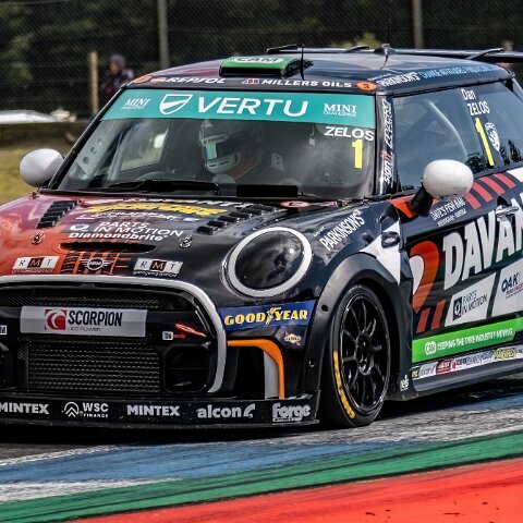 The-Vertu-Motors-MINI-CHALLENGE-5