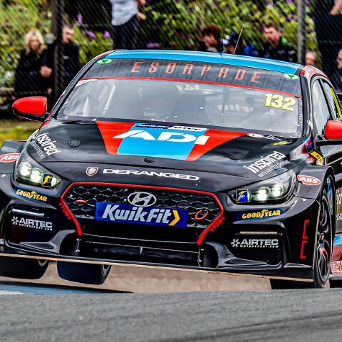 Qualifying-Kwik-Fit-British-Touring-Car-Championship-2