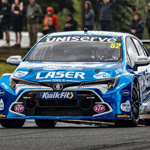 Race-Kwik-Fit-British-Touring-Car-Championship-11