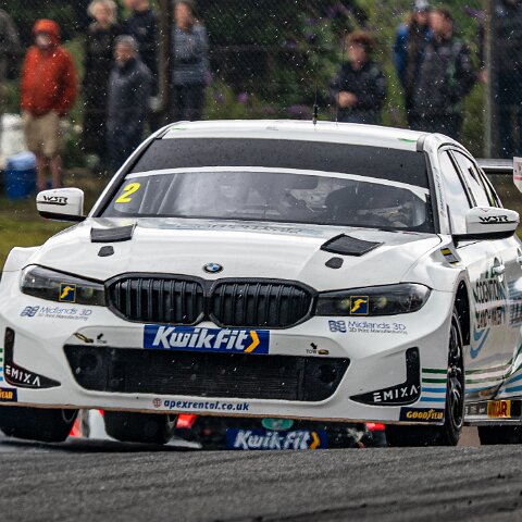 Race-Kwik-Fit-British-Touring-Car-Championship-19