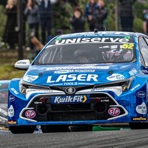 Race-Kwik-Fit-British-Touring-Car-Championship-7