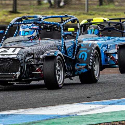 Caterham-Seven-Championship-UK-14