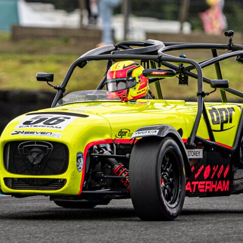 Caterham-Seven-Championship-UK-3