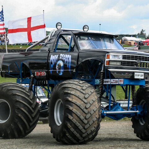 Knockhill-Monster-Trucks-2006-05-13-20