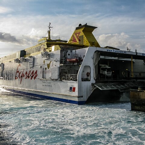 Tenerife-Fred-Olsen-Benchijigua-Express-11