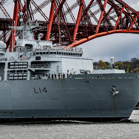 HMS-Albion-8