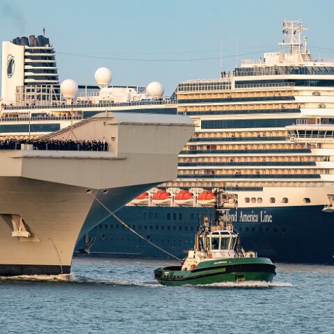 HMS-Queen-Elizabeth-2025-07-24-14