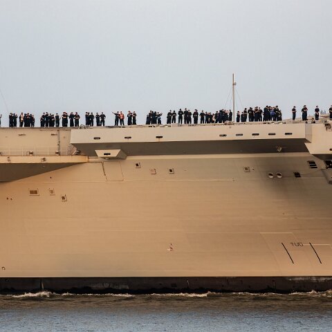 HMS-Queen-Elizabeth-2025-07-24-19