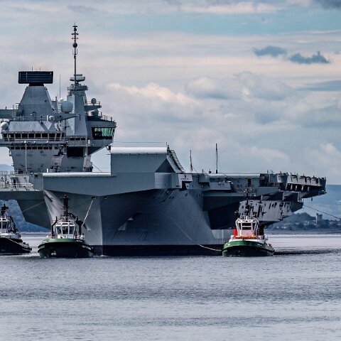 HMS-Queen-Elizabeth-2025-07-29-18