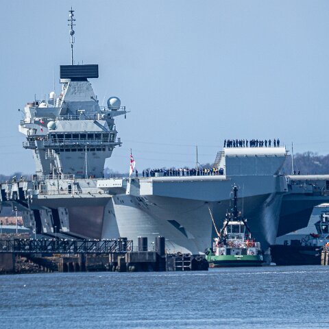HMS-Queen-Elizabeth-2026-04-19-12