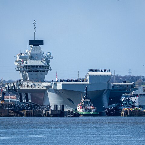 HMS-Queen-Elizabeth-2026-04-19-14