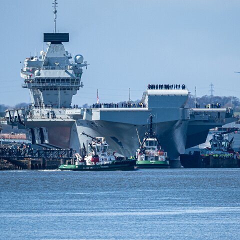 HMS-Queen-Elizabeth-2026-04-19-17