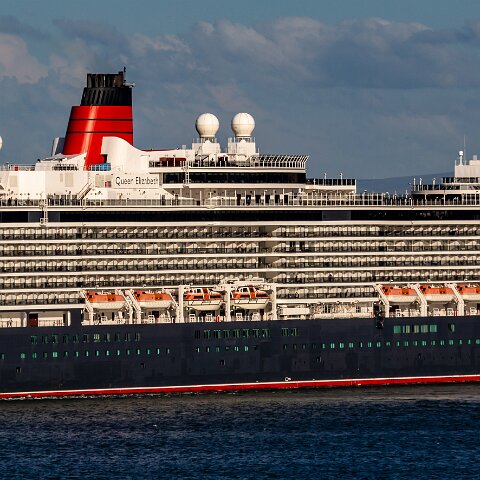 Cunard-Line-Queen-Elizabeth-14-2013-08-02