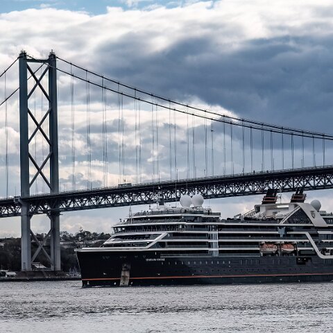 Seabourn-Cruises-Seabourn-Venture-12-2024-04-28