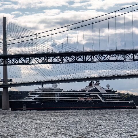 Seabourn-Cruises-Seabourn-Venture-9-2024-04-28