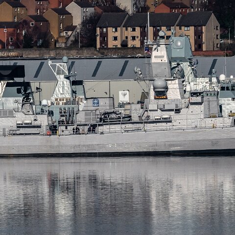 HNLMS-Van-Amstel-F831-2