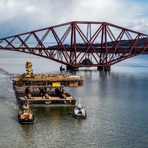 Oil-Rig-Iron-Lady-11